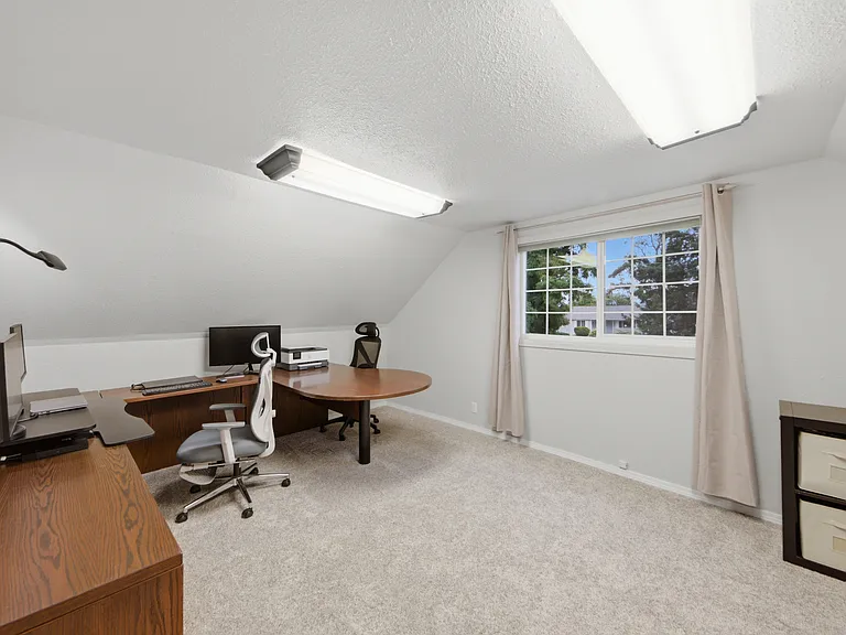 2635 N Meyer Rd — Photo 15