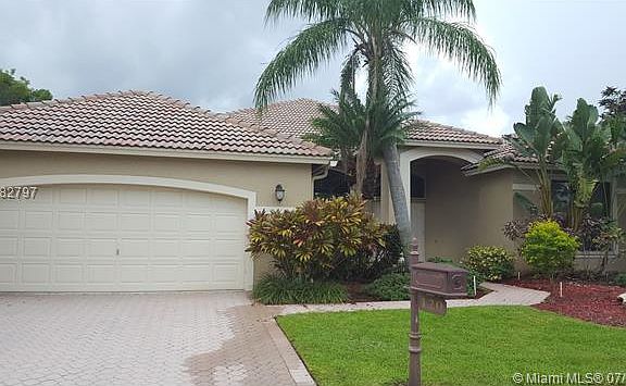 3rd image of 120 Montclaire Dr