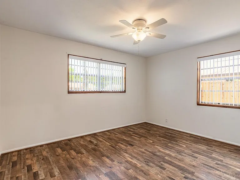 1584 Valencia Ave — Photo 11