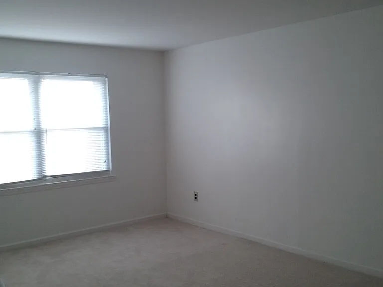 523 Sharon Ct #1F — Photo 10