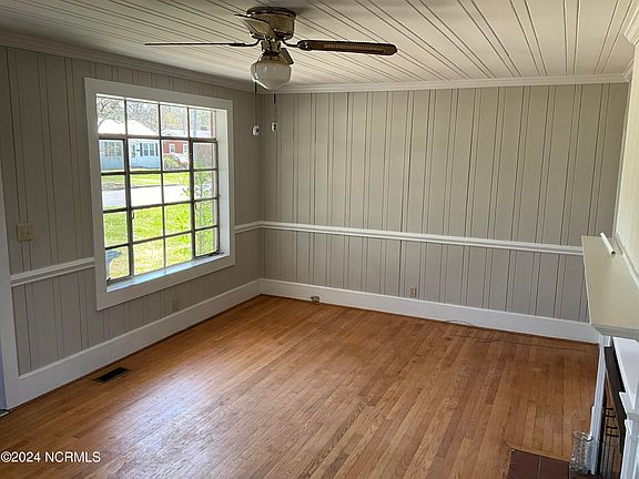 5th image of 3452 S South Pitt Street