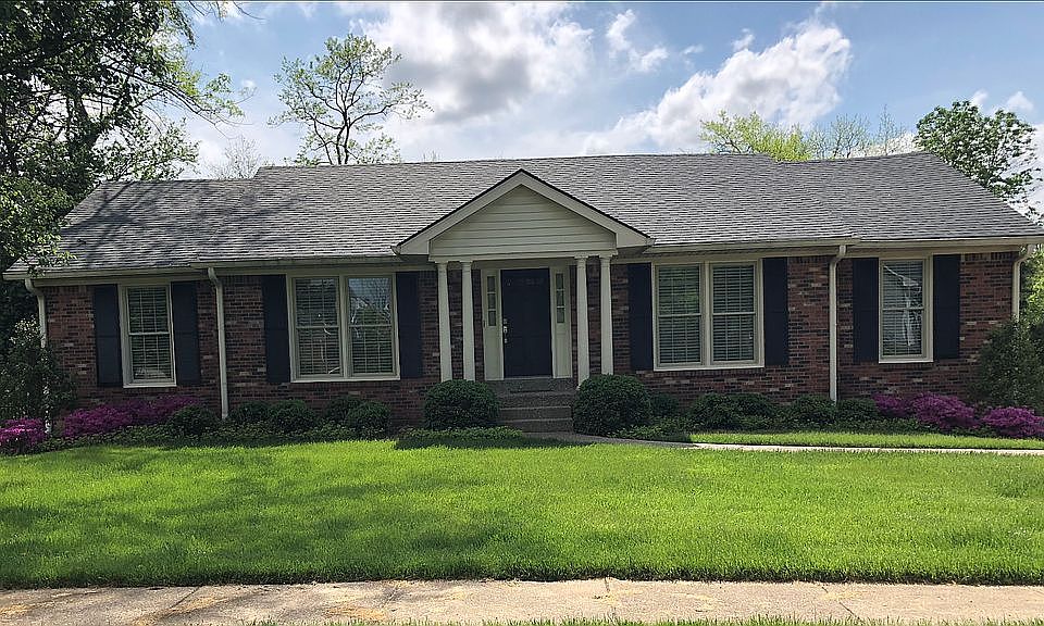 1st image of 424 Bromwell Dr