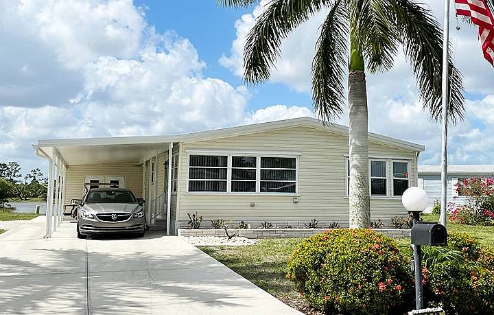 1st image of 25648 Redblush Cir