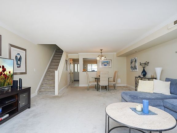 5th image of 972 Patterson Ave #1