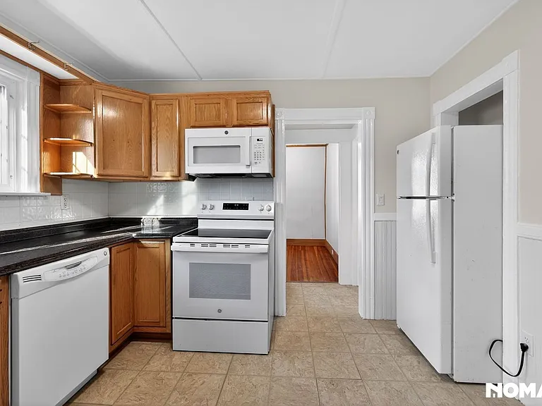 21 Hall Ave #2 — Photo 9