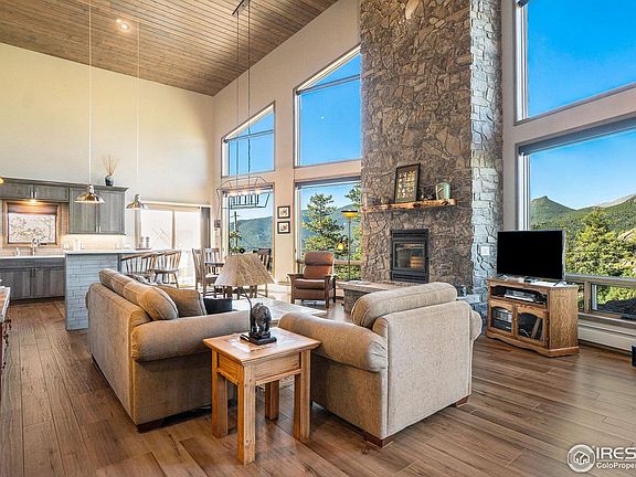 5th image of 1500 Prospect Mountain Dr