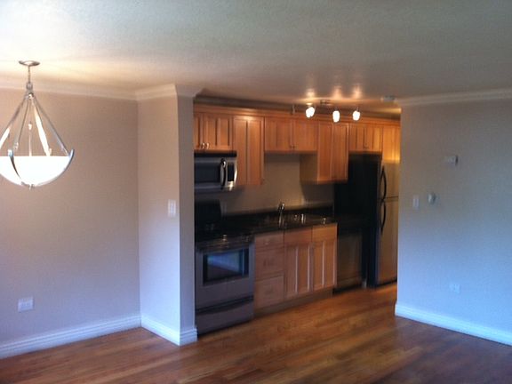 3rd image of 558 N Washington St APT 304
