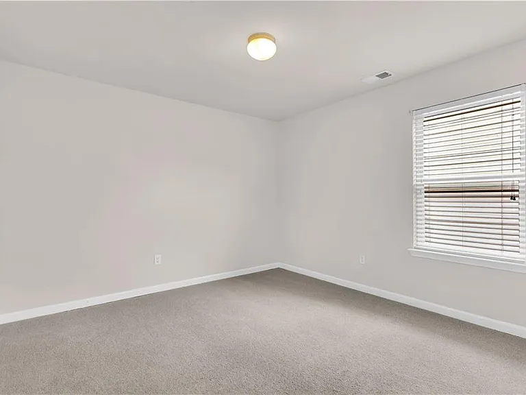 4488 Ravenwood Dr — Photo 15