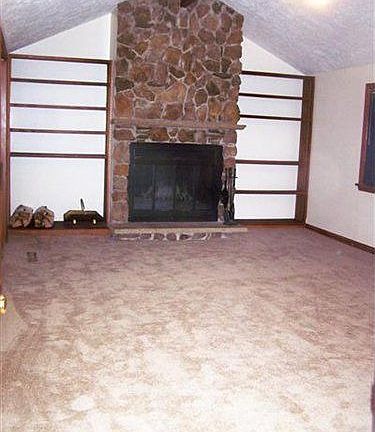 2nd image of 364 Glendola Ave