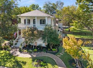 915 Coleman St, McKinney, TX 75069