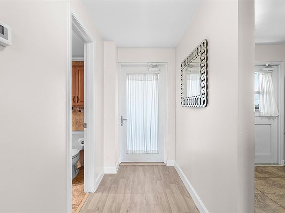 4th image of 2200 NE 33rd Avenue #4D
