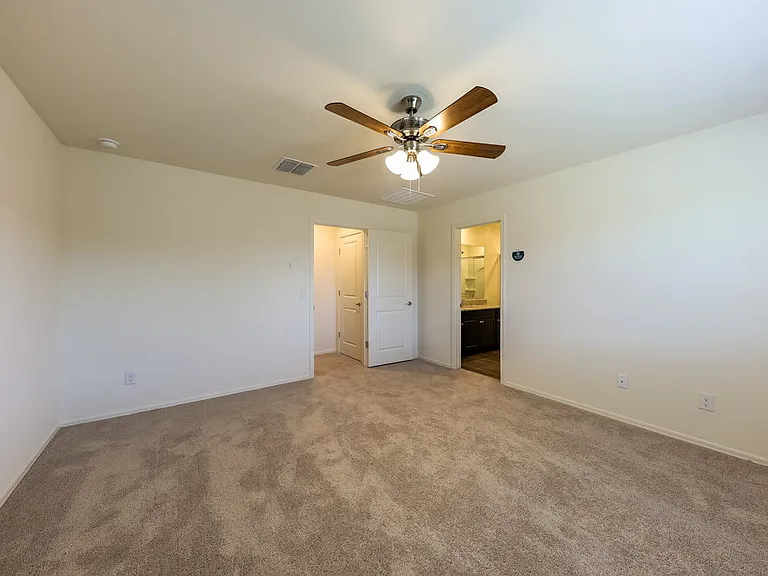25751 W Coles Rd — Photo 11