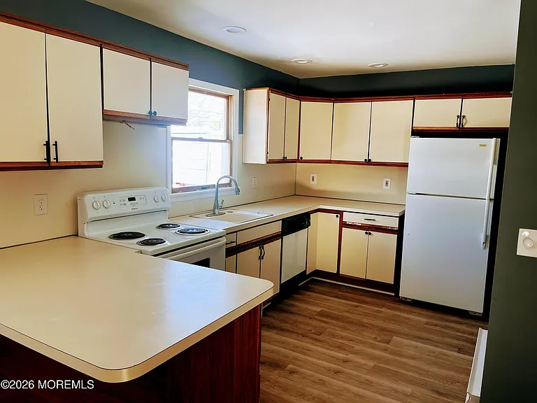 1023 Atlantic City Blvd — Photo 5
