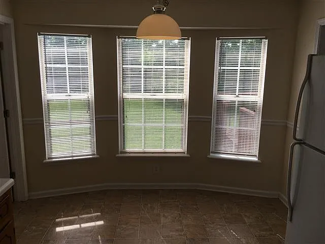 2216 Kim Dr — Photo 5