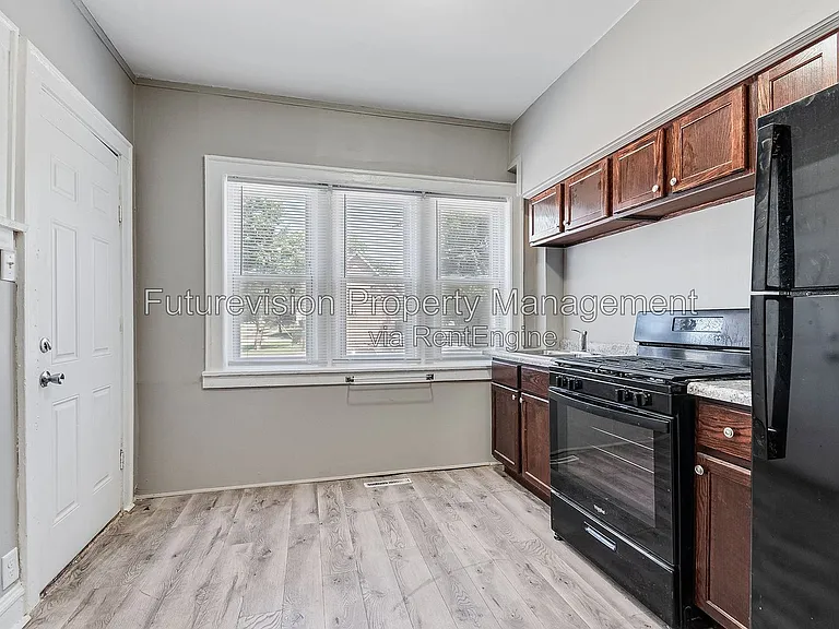 827 W Jefferson St #5-1W — Photo 4