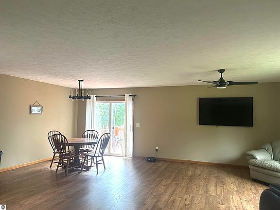 5th image of 237 Cayo Dr