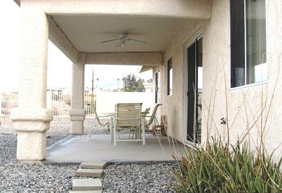3rd image of 935 Sunny Ridge Dr