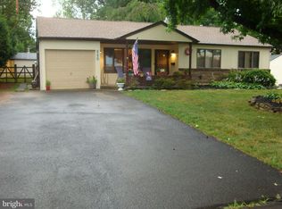 620 E Pine St, Feasterville Trevose, PA 19053