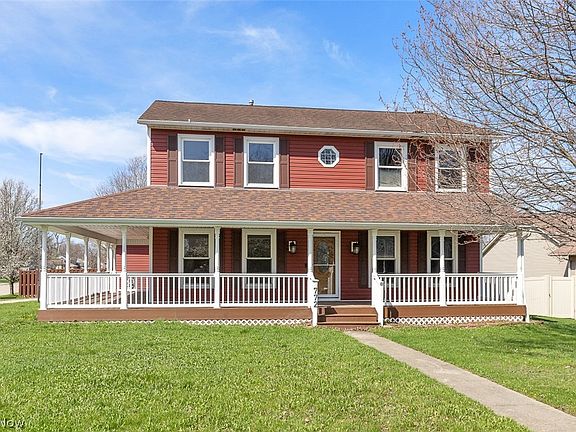 2nd image of 772 Camden Ln