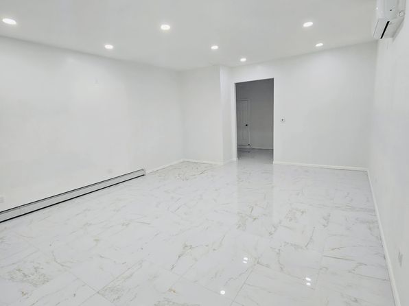 803 Hempstead Tpke #1A