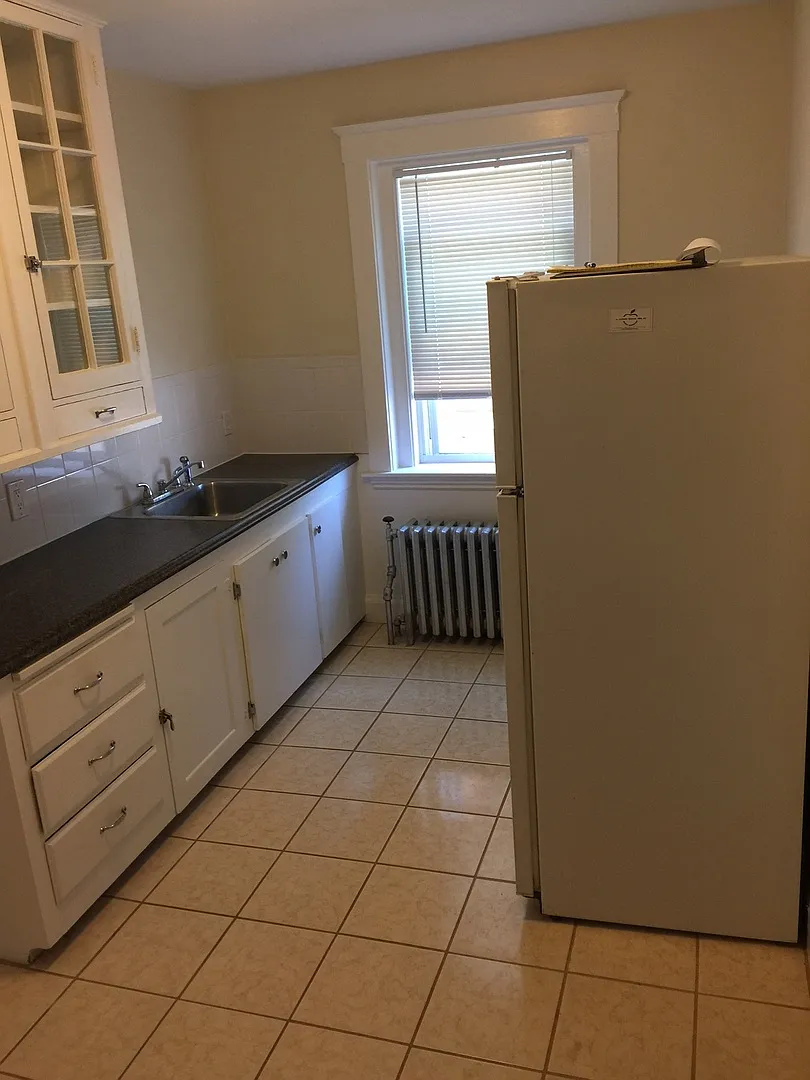 Residences at Lafayette LLC-10 Dow — Photo 3