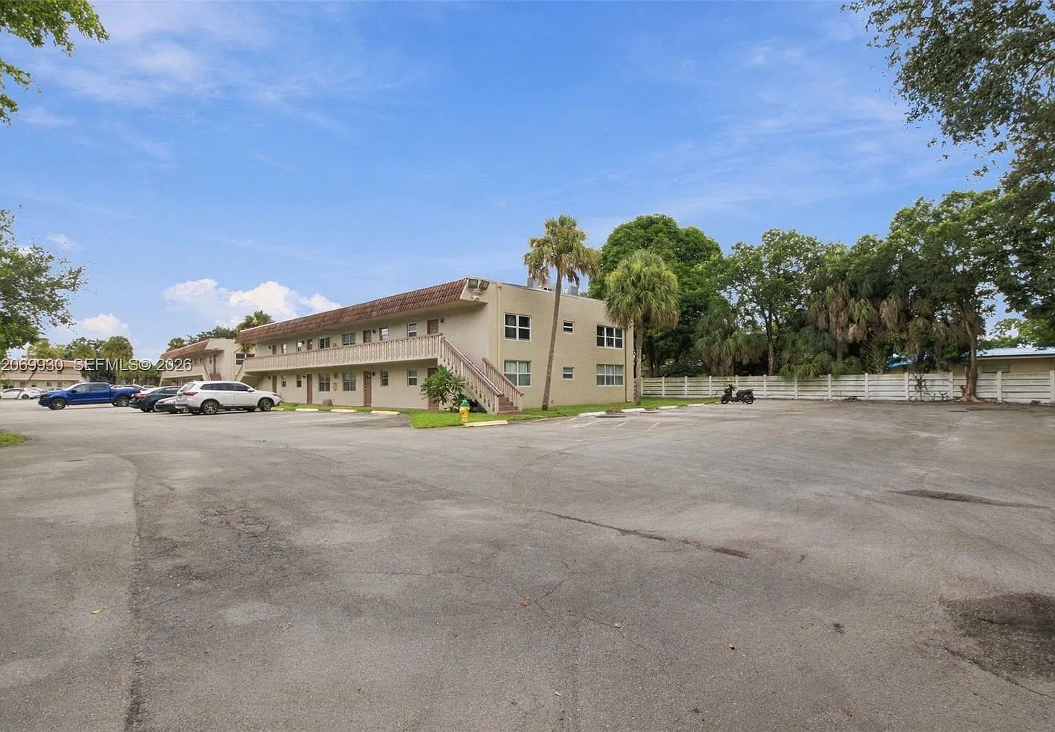 Gateland Village Sec G Co — Photo 4
