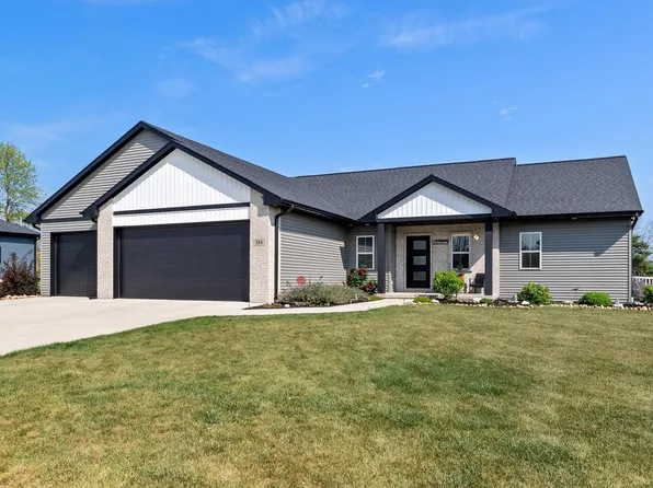 334 Lake Breeze WAY, Two Rivers, WI 54241