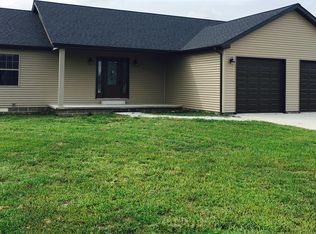2503 Weathers Ln, Dexter, MO 63841