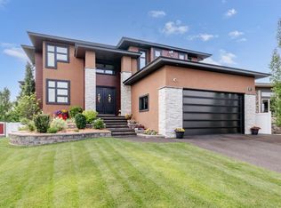 57 N Lazaro Close, Red Deer, AB T4R0R8