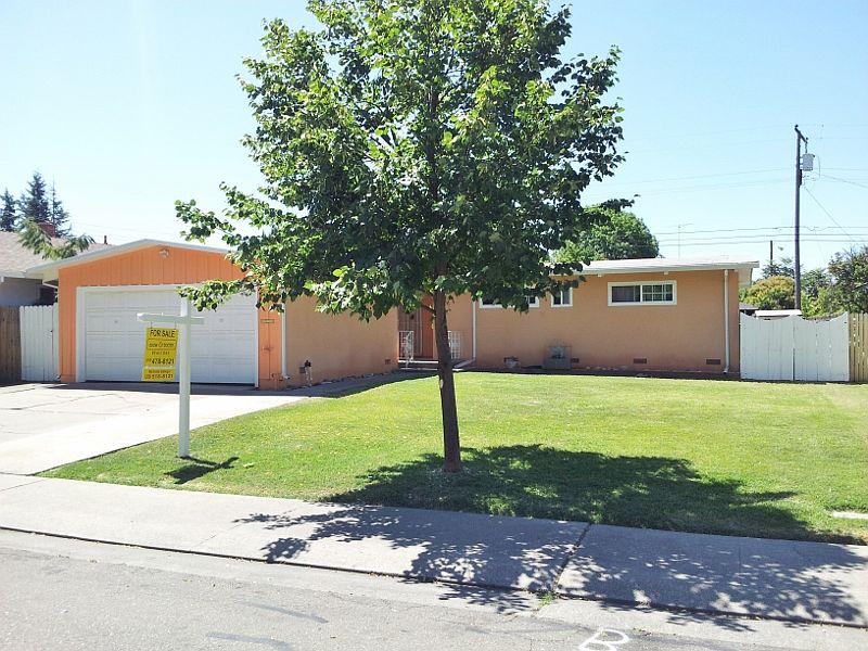 1st image of 614 El Camino Ave