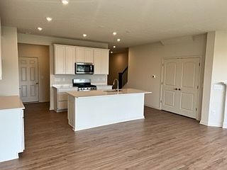 4th image of 3276 Morab Dr