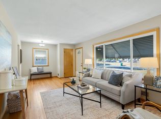 5918 Beard Ave N, Brooklyn Center, MN 55429