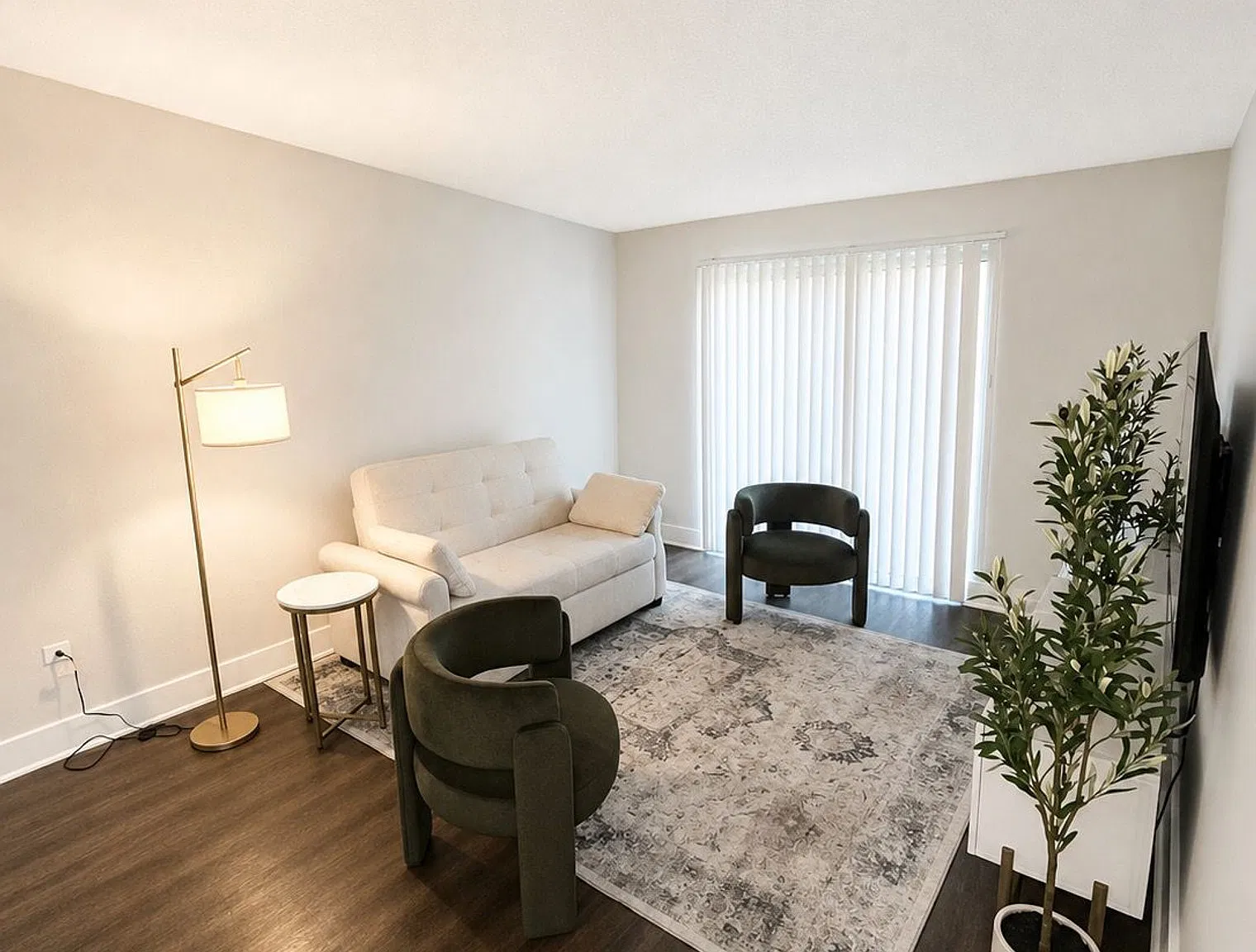 2 bed, 1.0 bath, $3,536 — Photo 1