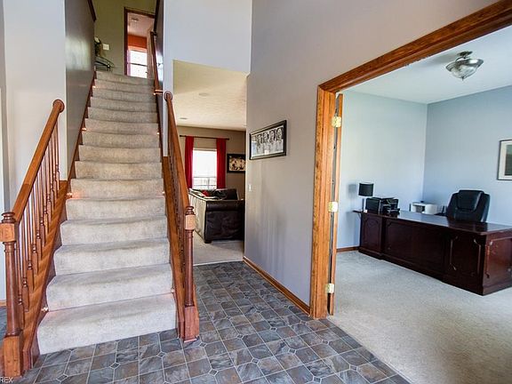 2nd image of 38597 Avalon Dr