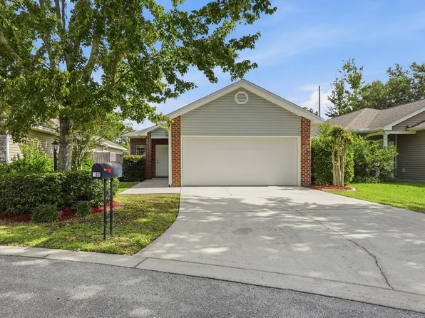 102 Matt Blvd, Niceville, FL 32578