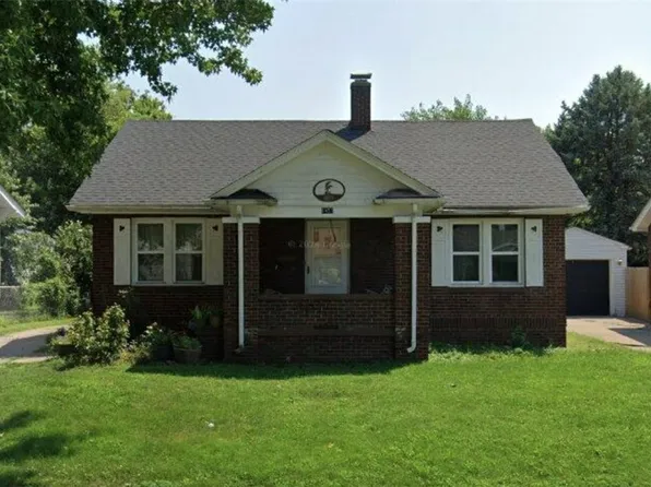 1453 E Clay St, Decatur, IL 62521