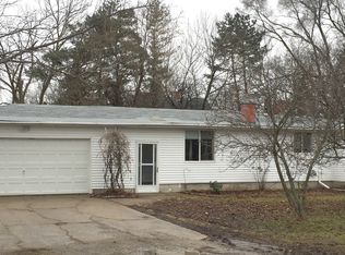 28 Cnudde Dr, Bay City, MI 48708