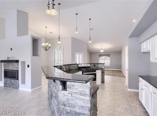 5704 Silver Belle St, Las Vegas, NV 89149