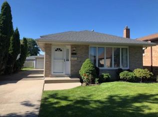 7710 Mobile Ave, Burbank, IL 60459