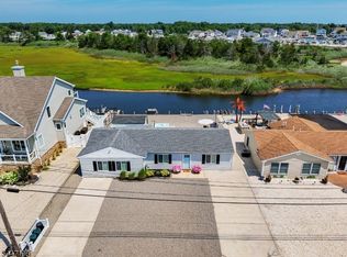 67 Hornblower Dr, Waretown, NJ 08758