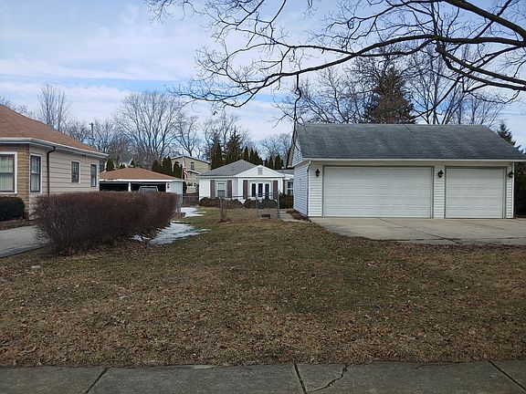 2nd image of 1770 Wicke Ave