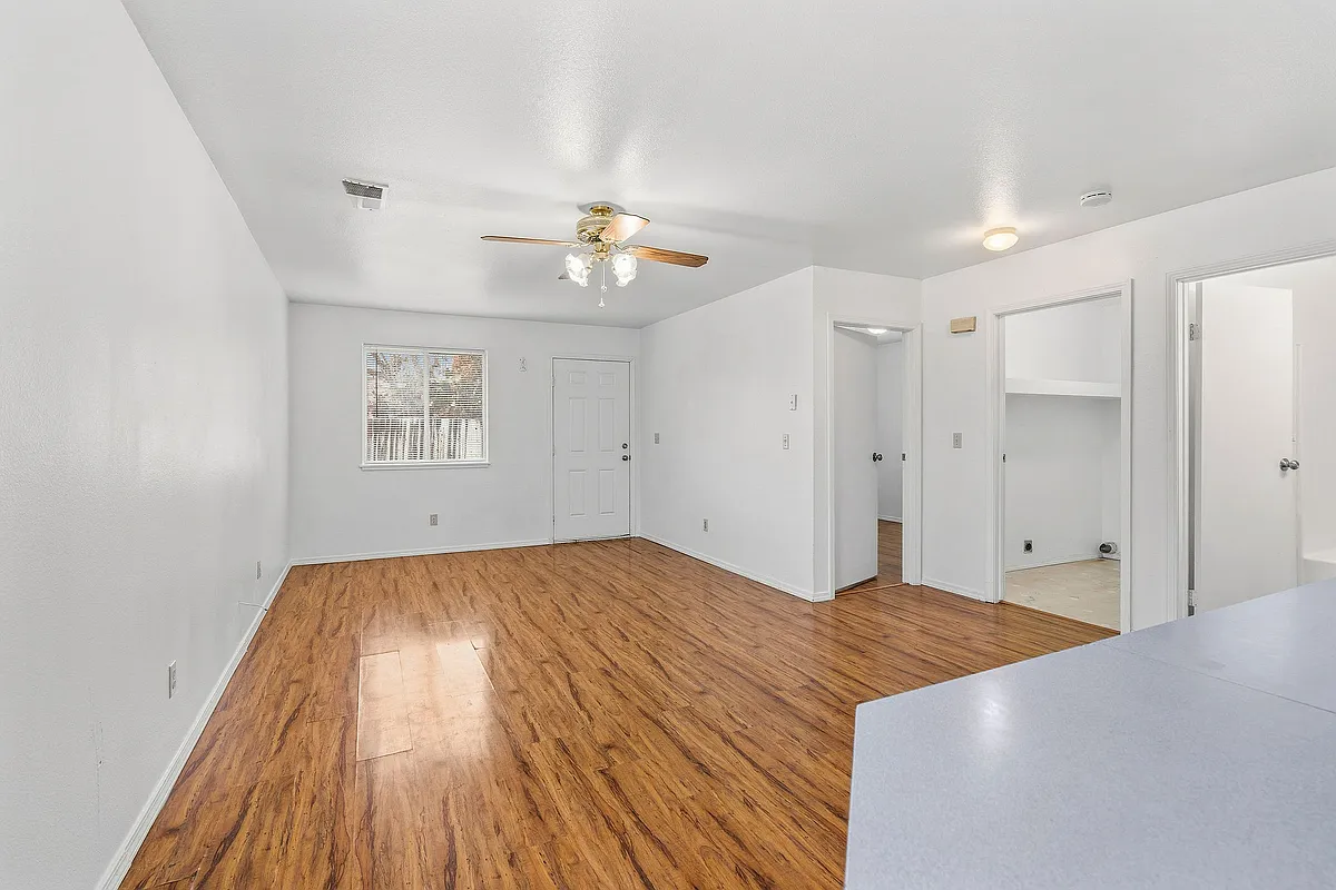 Building Photo - 2803 College Ave #C