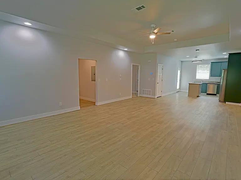 2720 Jewell Rd — Photo 5