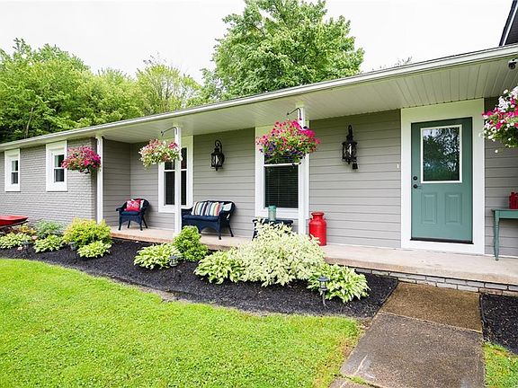 3rd image of 14035 Claridon Park Dr
