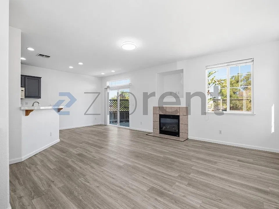 406 Cape May Ct