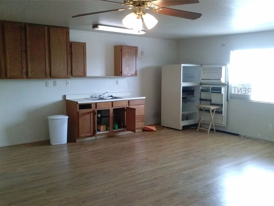 2nd image of 2500 E 14th St #A