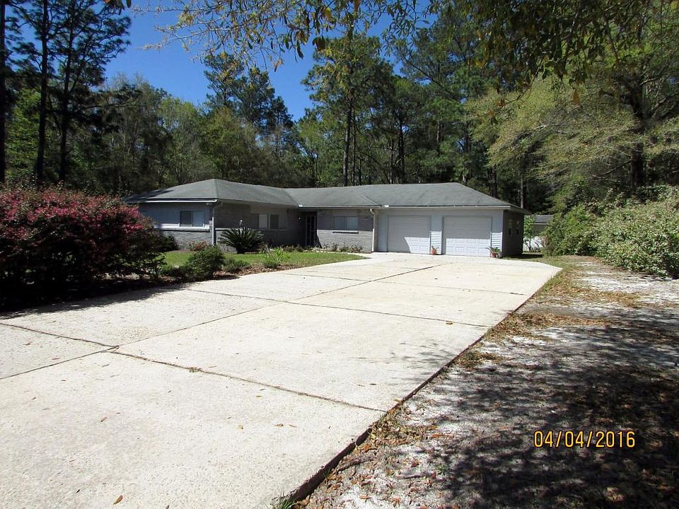 1st image of 128 Pine Hill Dr