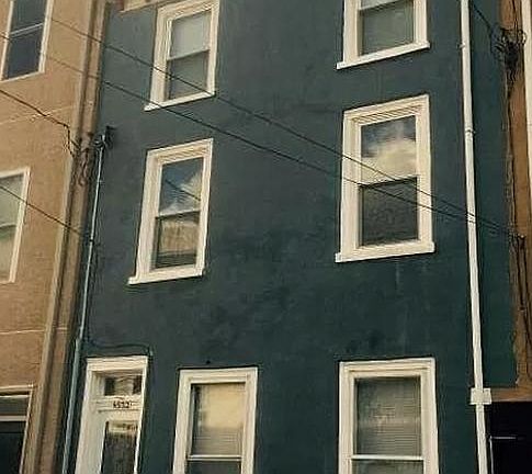 2nd image of 4532 Ritchie St