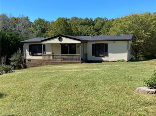 1165 Thayer Rd, Trinity, NC 27370