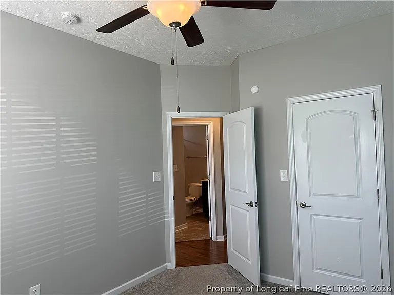 498 New Castle Ln — Photo 22
